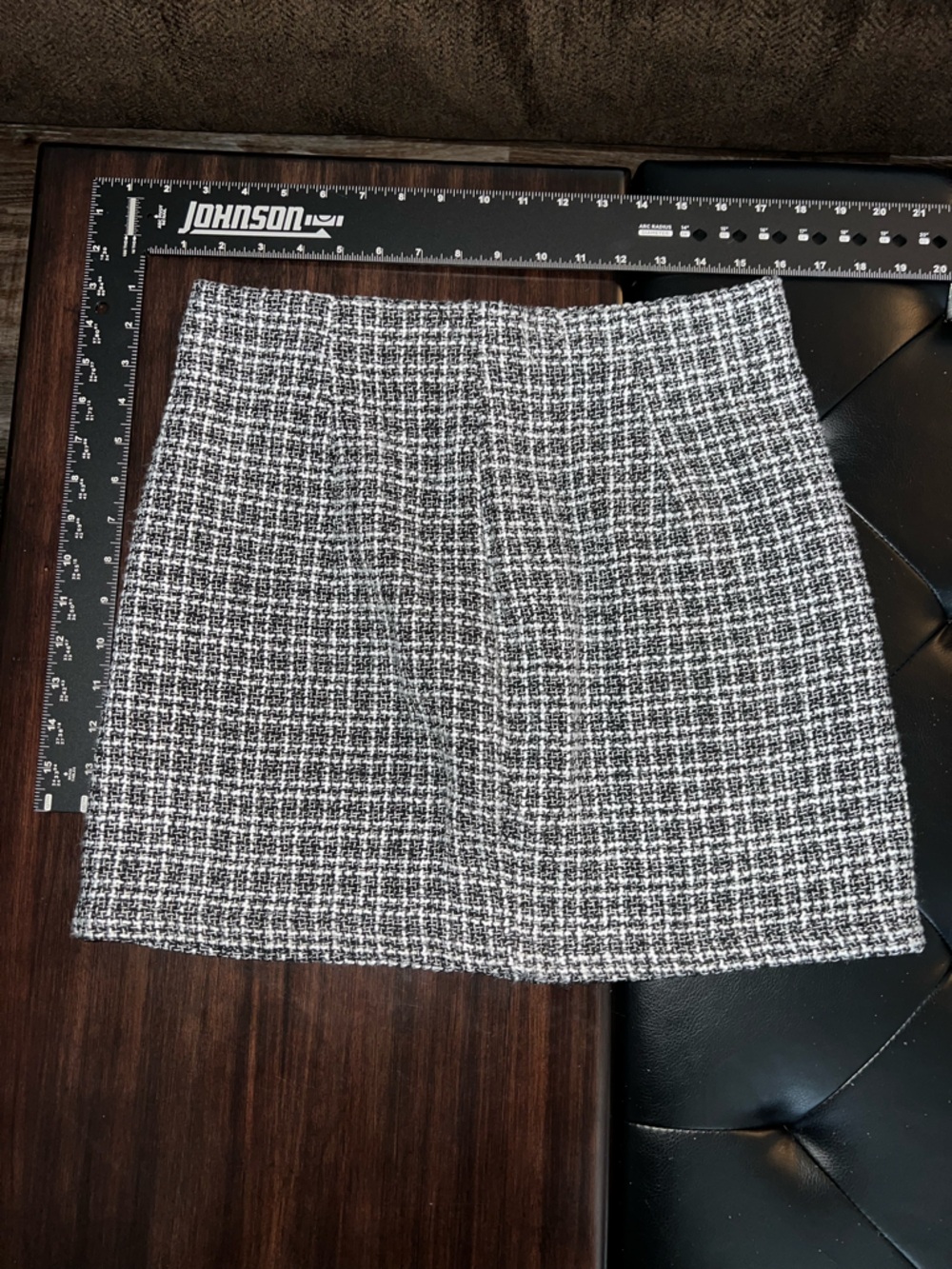 Are we Jackie O or Clueless? Black and White Tweed miniskirt